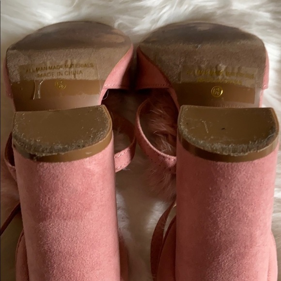 NATURE Breeze Eranda Pom Pom Block Heels Sandals - Picture 8 of 8